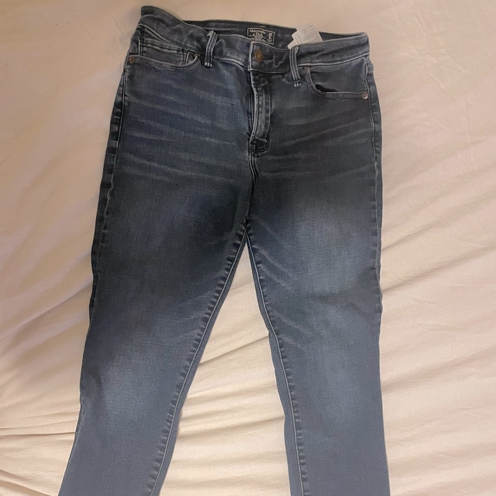 Abercrombie Mid Rise Super Skinny Ankle Jeans